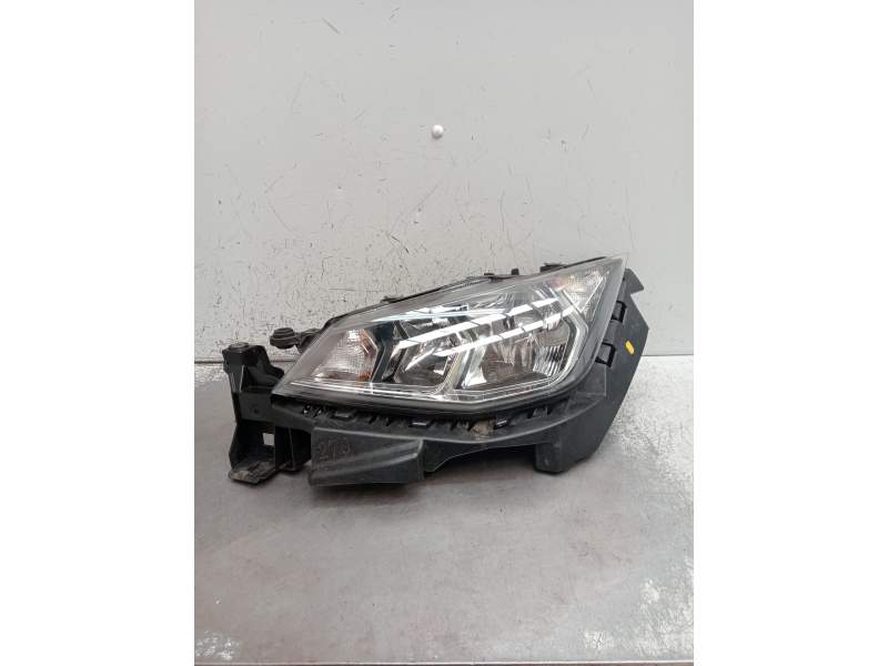 Recambio de faro izquierdo para seat ibiza (kj1) reference referencia OEM IAM 6F1941005B 90120768 2017