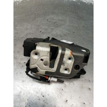 MOTOR CIERRE CENTRALIZADO TRASERO DERECHO 921764103 5P 2011