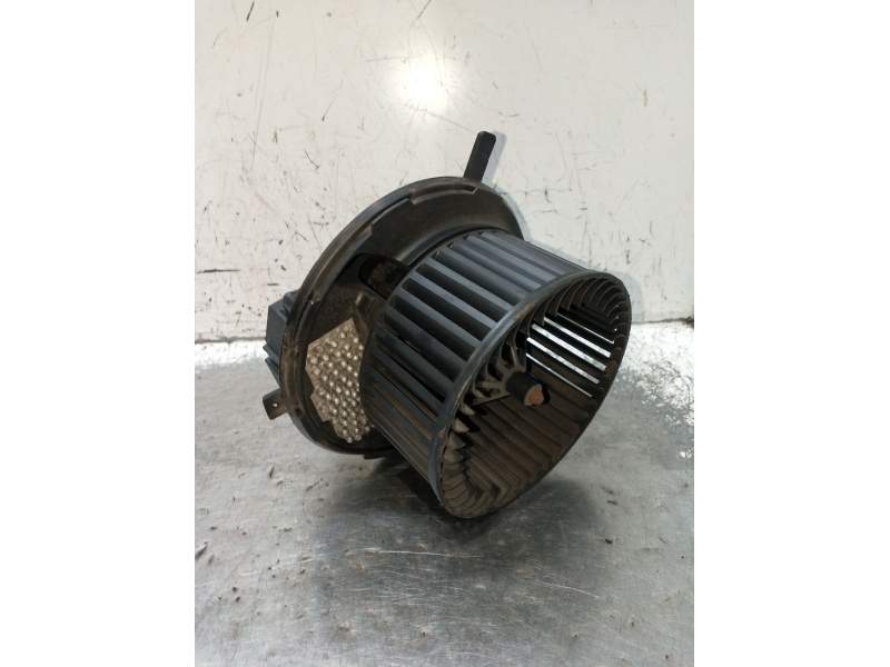 Recambio de motor calefaccion para volkswagen golf vi (5k1) 2.0 tdi referencia OEM IAM 3C0907521D F011500045 2008