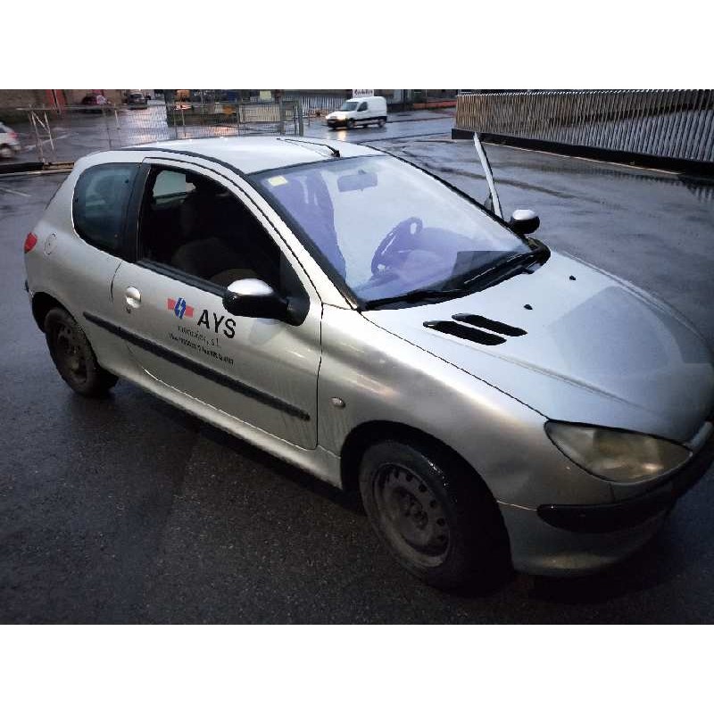 peugeot 206 berlina del año 2003