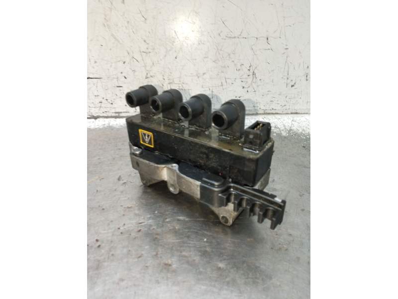 Recambio de bobina encendido para peugeot partner tepee 1.6 bluehdi 100 referencia OEM IAM   2012
