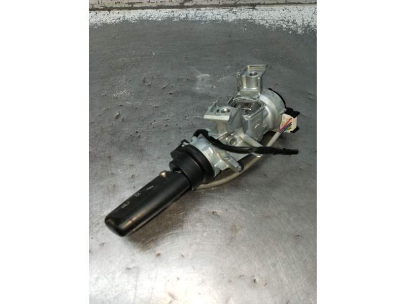 Recambio de conmutador de arranque para seat leon (5f1) 1.6 tdi referencia OEM IAM 1K0905851  2012