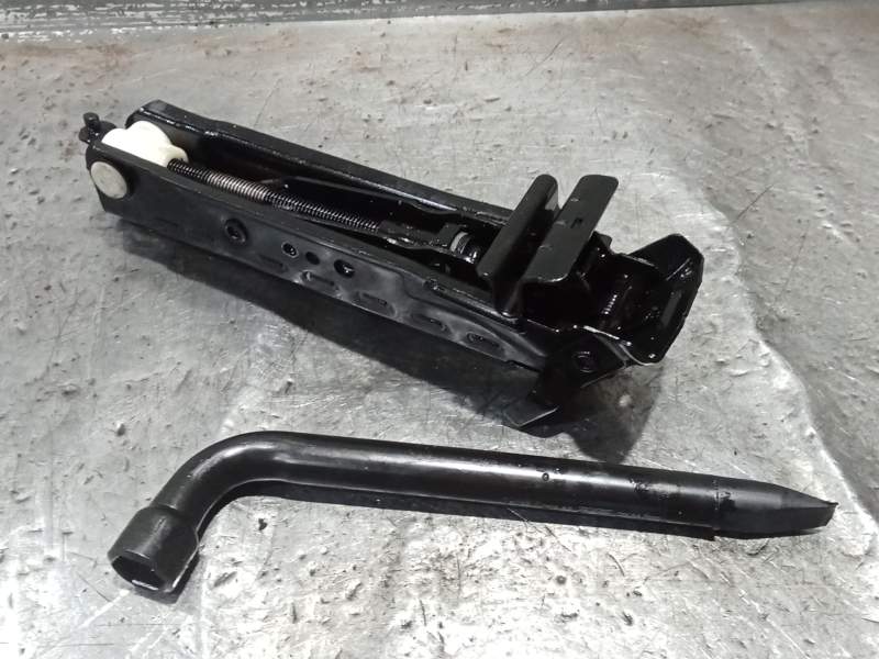 Recambio de gato para ford fusion (ju_) 1.4 tdci referencia OEM IAM 2N1117080AB 14TDCI 2002