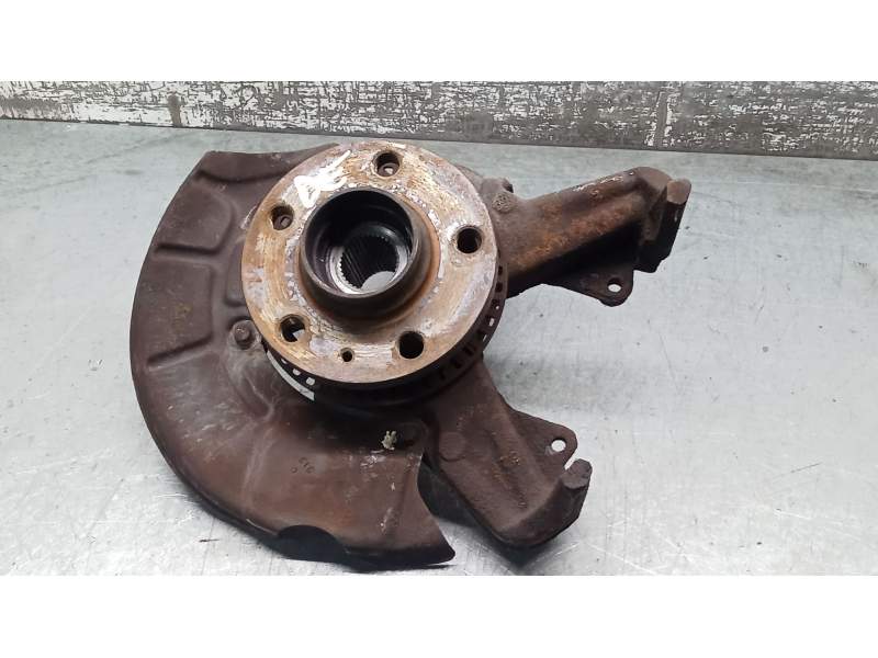 Recambio de mangueta delantera derecha para volkswagen new beetle (9c1, 1c1) 1.6 referencia OEM IAM  16G 1998