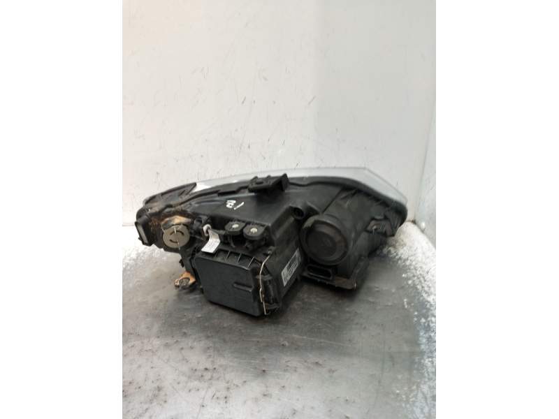 Recambio de faro izquierdo para seat exeo (3r2) 2.0 tdi referencia OEM IAM 3R1941753E 89320175 XENON 2008