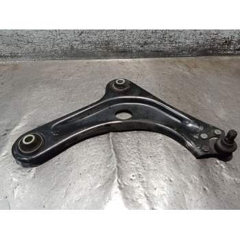 BRAZO SUSPENSION INFERIOR DELANTERO DERECHO 15HDI 2016