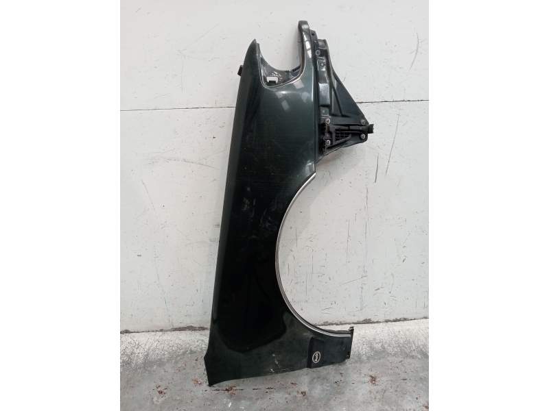 Recambio de aleta delantera derecha para audi 100 c4 sedán (4a2) 2.8 e referencia OEM IAM   