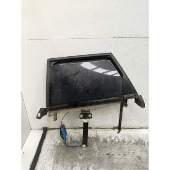 ELEVALUNAS TRASERO DERECHO 8E0839461B 5P 2005