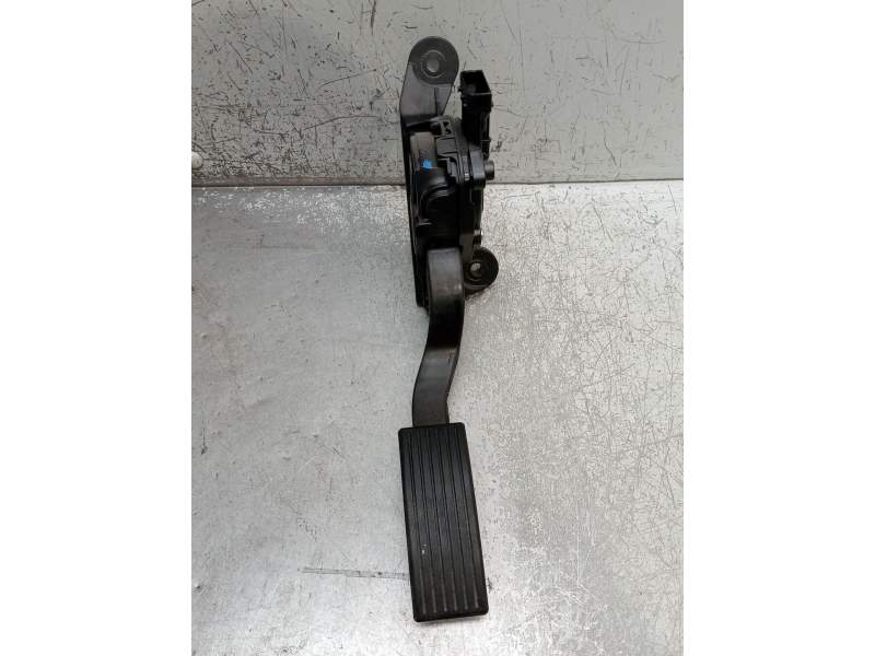 Recambio de potenciometro pedal para hyundai i10 ii (ba, ia) 1.2 referencia OEM IAM B9010  2013