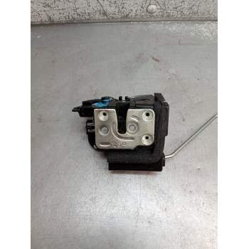 MOTOR CIERRE CENTRALIZADO DELANTERO DERECHO 5P 2013