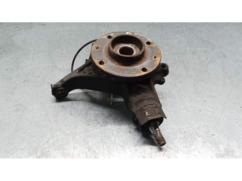 Recambio de mangueta delantera derecha para peugeot 5008 (0u_, 0e_) 1.6 bluehdi 120 referencia OEM IAM  16HDI 2012