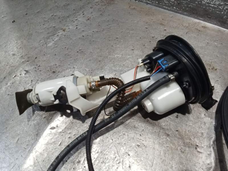 Recambio de bomba combustible para bmw r 1200 r 1200 rt (k26) referencia OEM IAM   