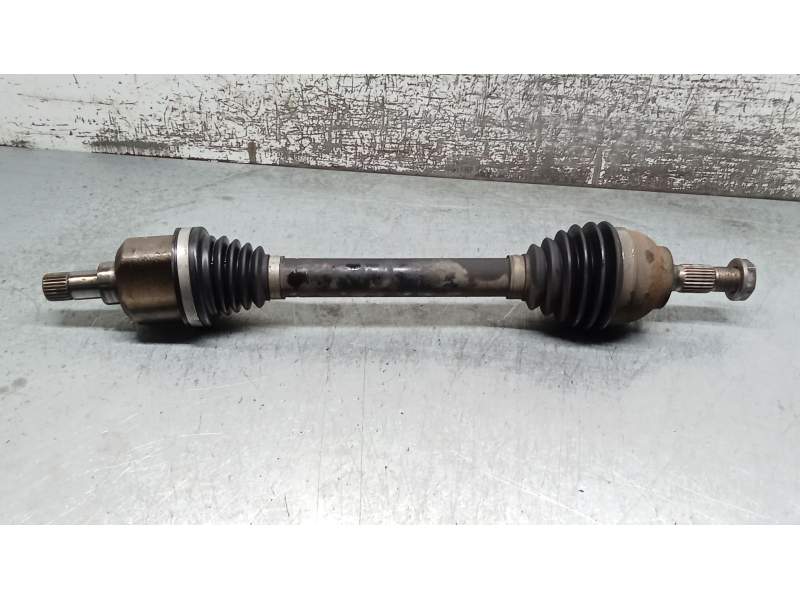 Recambio de transmision delantera izquierda para peugeot 5008 (0u_, 0e_) 1.6 bluehdi 120 referencia OEM IAM  16HDI 2012