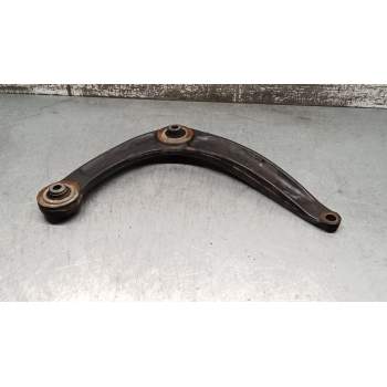 BRAZO SUSPENSION INFERIOR DELANTERO DERECHO 823214 16HDI 2012