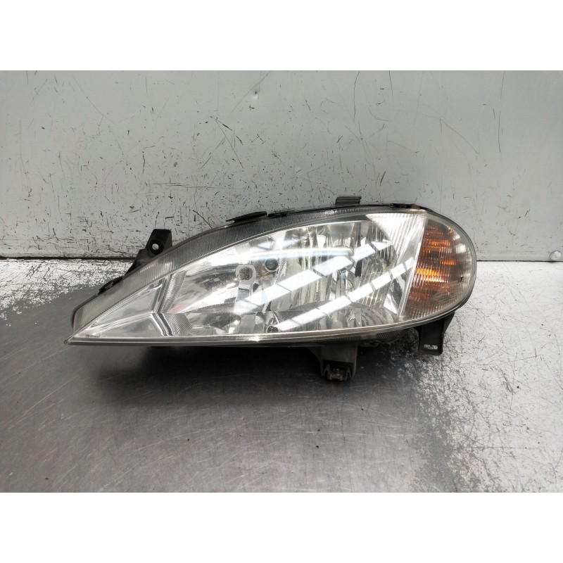 Recambio de faro izquierdo para renault megane i fase 2 berlina (ba0) referencia OEM IAM 7700427874D  