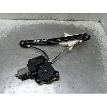 ELEVALUNAS TRASERO DERECHO 0130822533 5P E850201008 2009