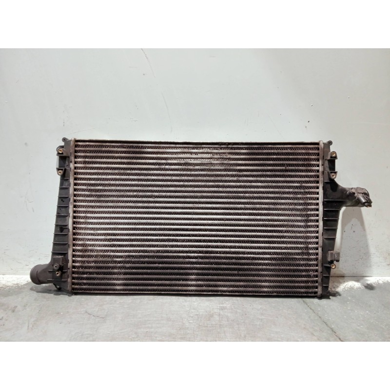 Recambio de intercooler para audi a6 avant (4b5) referencia OEM IAM 4B0145805F  