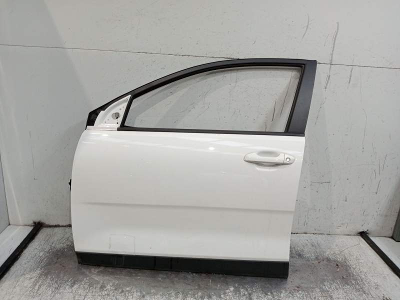 Recambio de puerta delantera izquierda para kia stonic (yb) 1.2 cvvt referencia OEM IAM  5P 2017