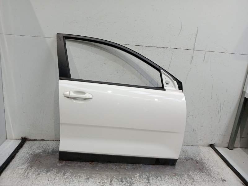 Recambio de puerta delantera derecha para kia stonic (yb) 1.2 cvvt referencia OEM IAM  5P 2017