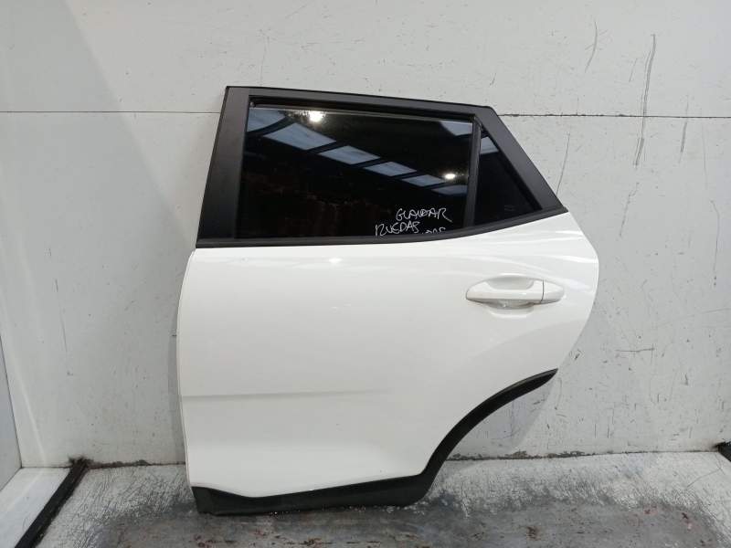 Recambio de puerta trasera izquierda para kia stonic (yb) 1.2 cvvt referencia OEM IAM  5P 2017