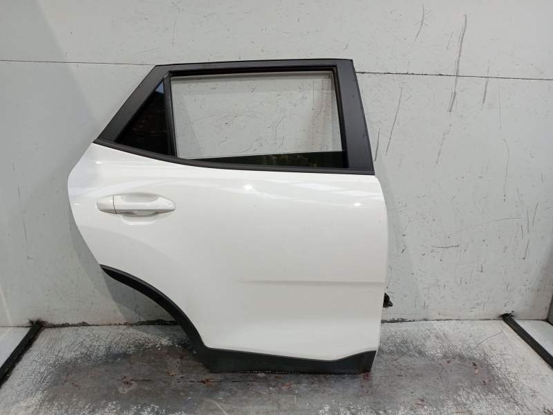 Recambio de puerta trasera derecha para kia stonic (yb) 1.2 cvvt referencia OEM IAM  5P 2017