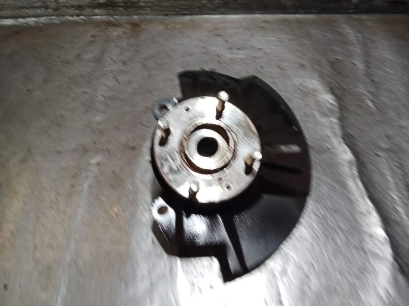 Recambio de mangueta delantera izquierda para kia stonic (yb) 1.2 cvvt referencia OEM IAM LZ56  