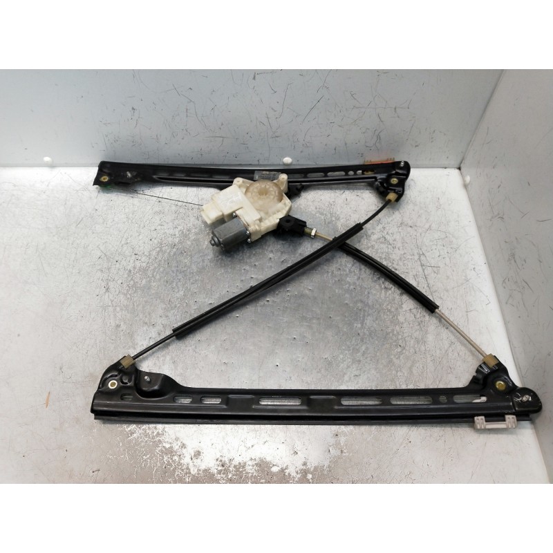 Recambio de elevalunas delantero derecho para citroen c4 picasso referencia OEM IAM 9675924680  