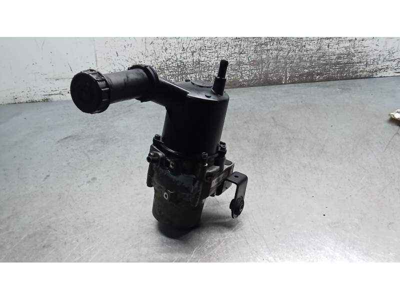 Recambio de bomba direccion para citroën c4 i sedán 1.6 hdi referencia OEM IAM 9685590380 16HDI 2004