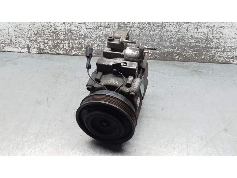 Recambio de compresor aire acondicionado para hyundai trajet (fo) 2.0 referencia OEM IAM AJWAA08 20G 2000