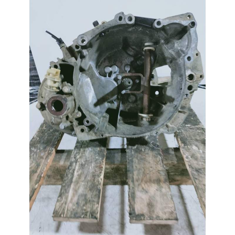Recambio de caja cambios para citroën c15 1.9 d referencia OEM IAM 20TE11 8600836 A 5V