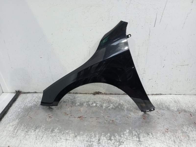 Recambio de aleta delantera izquierda para volvo v60 i (155) 1.6 drive referencia OEM IAM   2010