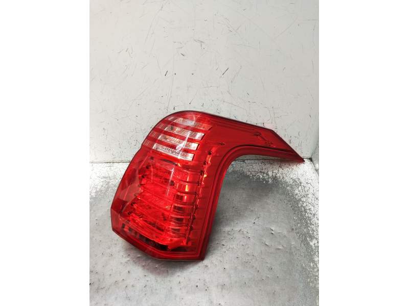 Recambio de piloto trasero derecho para peugeot 5008 (0u_, 0e_) 1.6 bluehdi 120 referencia OEM IAM   2012