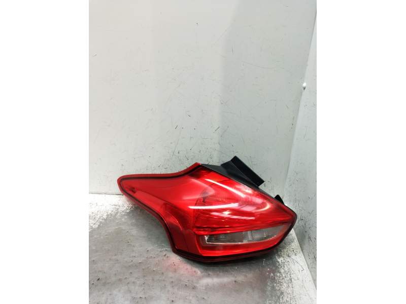 Recambio de piloto trasero izquierdo para ford focus iii 1.5 tdci referencia OEM IAM   2014