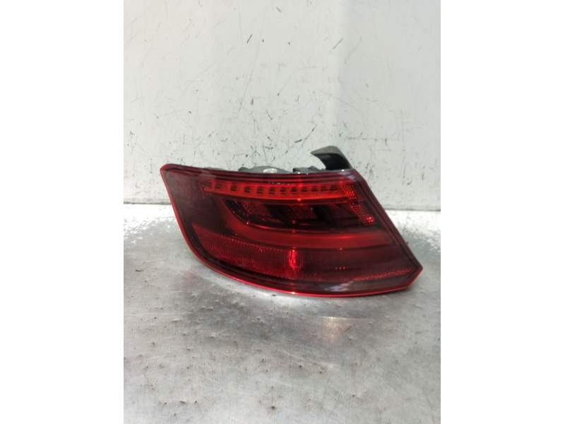 Recambio de piloto trasero izquierdo para audi a3 sportback (8va, 8vf) 2.0 tdi referencia OEM IAM   2012