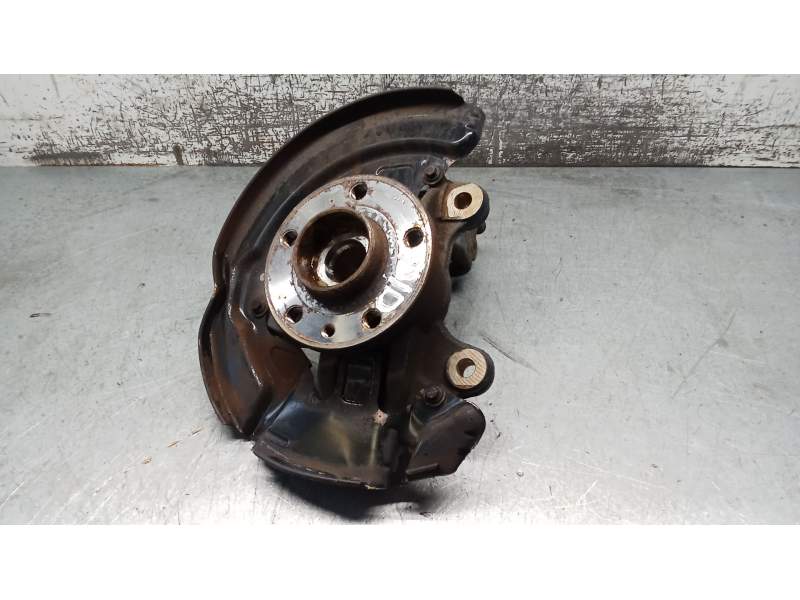 Recambio de mangueta delantera derecha para volvo v60 i (155) 1.6 drive referencia OEM IAM 6G913K171A 16D 2010
