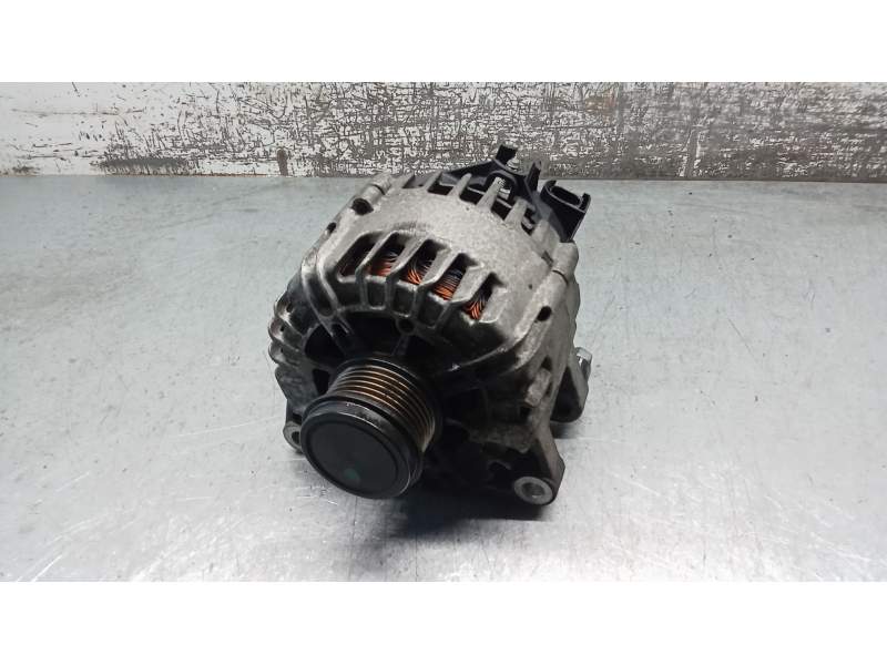 Recambio de alternador para volvo v60 i (155) 1.6 drive referencia OEM IAM 30644799 16D 2010