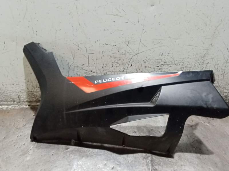 Recambio de moldura para peugeot speedfight 4 125 speedfight 125 referencia OEM IAM 1179251000 2003162100 IZQUIERDA