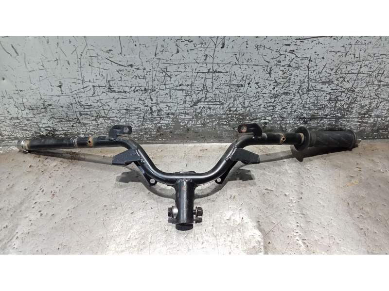 Recambio de manillar para peugeot speedfight 4 125 speedfight 125 referencia OEM IAM   