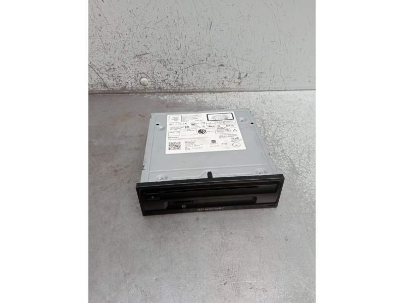 Recambio de sistema audio / radio cd para seat ateca (kh7, khp) 2.0 tdi referencia OEM IAM 5QA035824B  2016