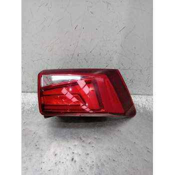 PILOTO TRASERO IZQUIERDO 575945207D 90096260A 2016