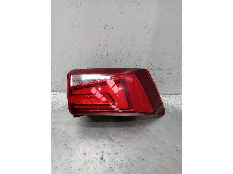 Recambio de piloto trasero izquierdo para seat ateca (kh7, khp) 2.0 tdi referencia OEM IAM   