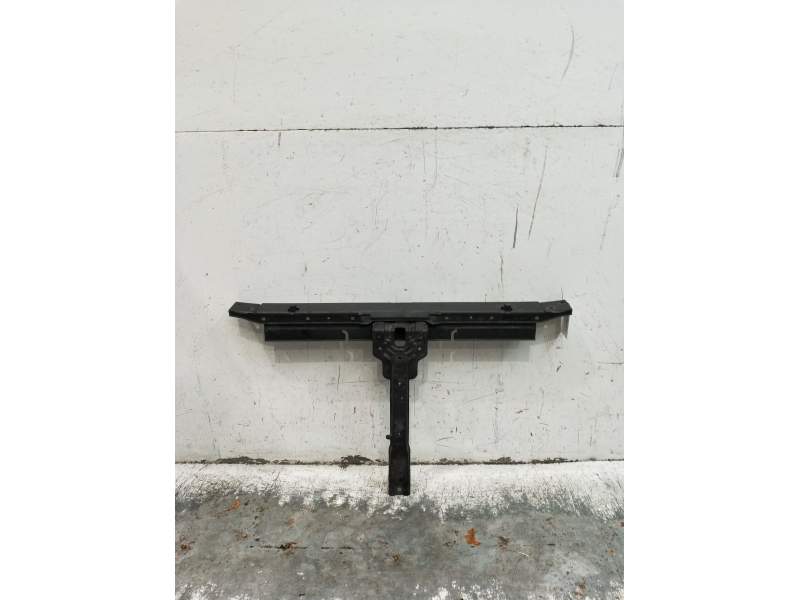 Recambio de panel frontal para hyundai trajet (fo) 2.0 referencia OEM IAM   