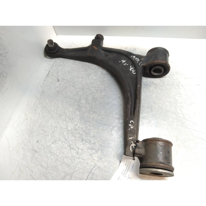 Recambio de brazo suspension inferior delantero izquierdo para opel movano furgón corto 2.8t referencia OEM IAM   