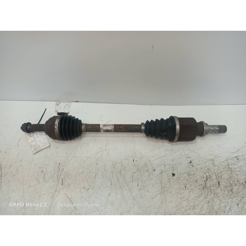 Recambio de transmision delantera izquierda para renault clio iii 1.2 16v referencia OEM IAM 8200559377  