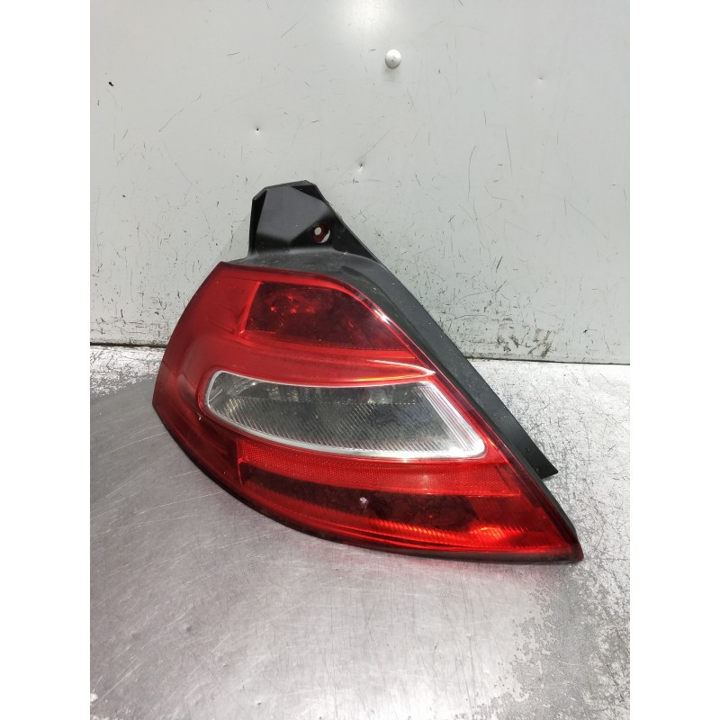 Recambio de piloto trasero izquierdo para renault megane ii berlina 5p referencia OEM IAM 8200413214  