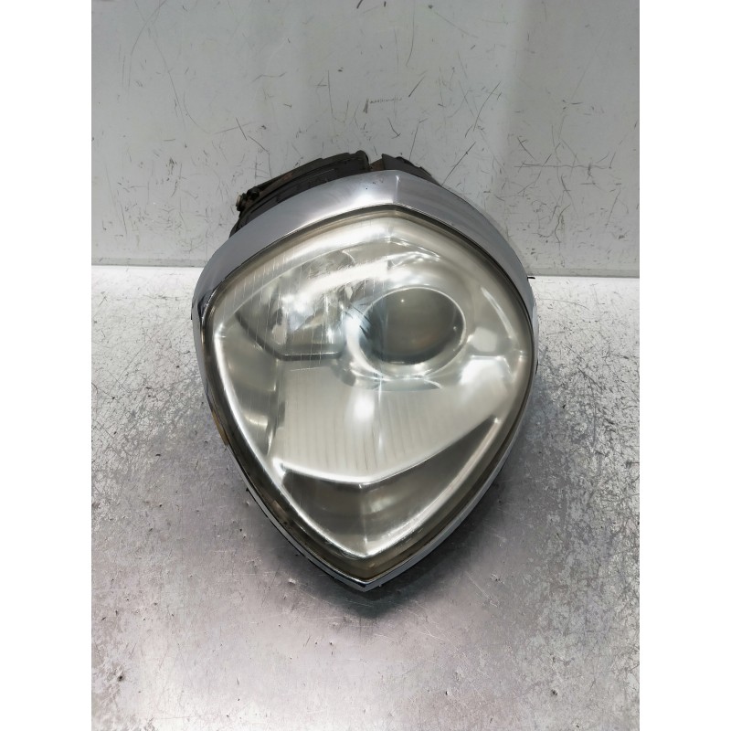 Recambio de faro izquierdo para lancia thesis (115) referencia OEM IAM   XENON