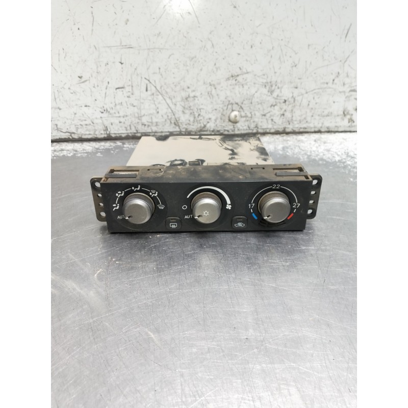 Recambio de mando calefaccion / aire acondicionado para mitsubishi montero (v60/v70) referencia OEM IAM 1465700022 MR958005 