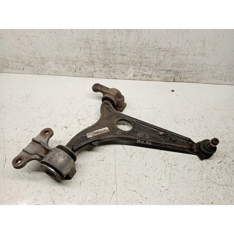 Recambio de brazo suspension inferior delantero derecho para peugeot expert kasten furg. referencia OEM IAM   