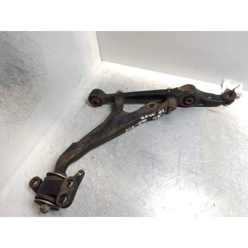 Recambio de brazo suspension inferior delantero derecho para mg mg zs zs 180 referencia OEM IAM   