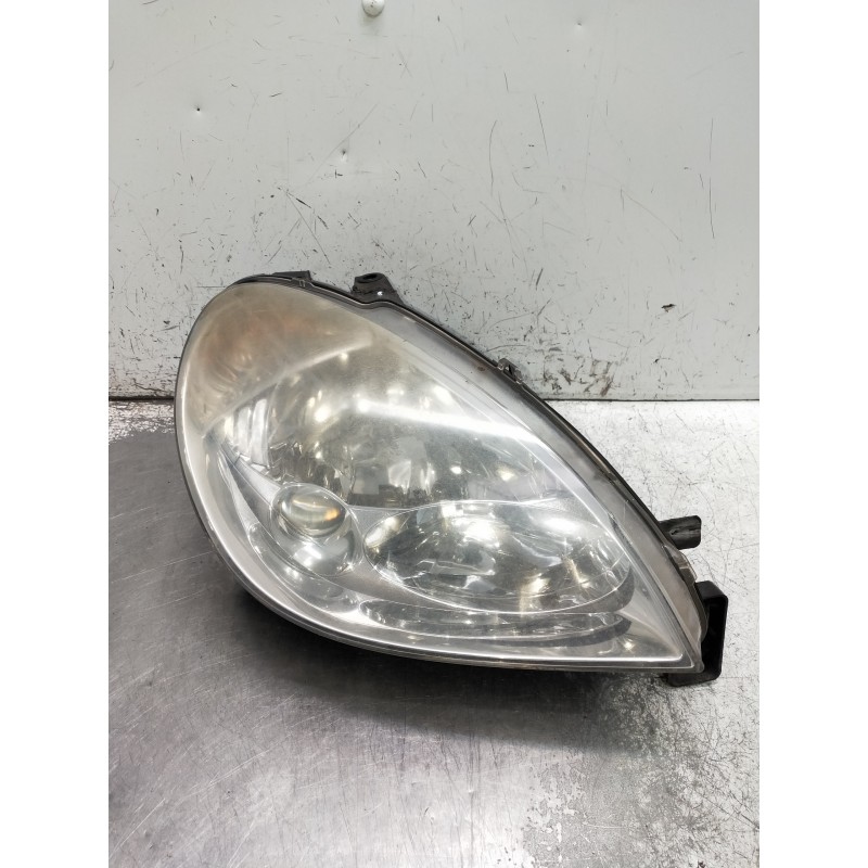 Recambio de faro derecho para citroen xsara berlina referencia OEM IAM 9637082480  